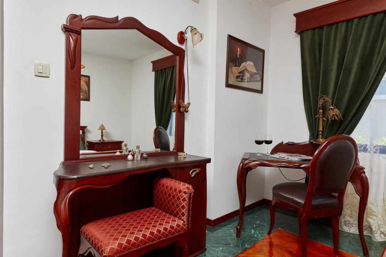 Apartment Aura With Sea View Котор Экстерьер фото