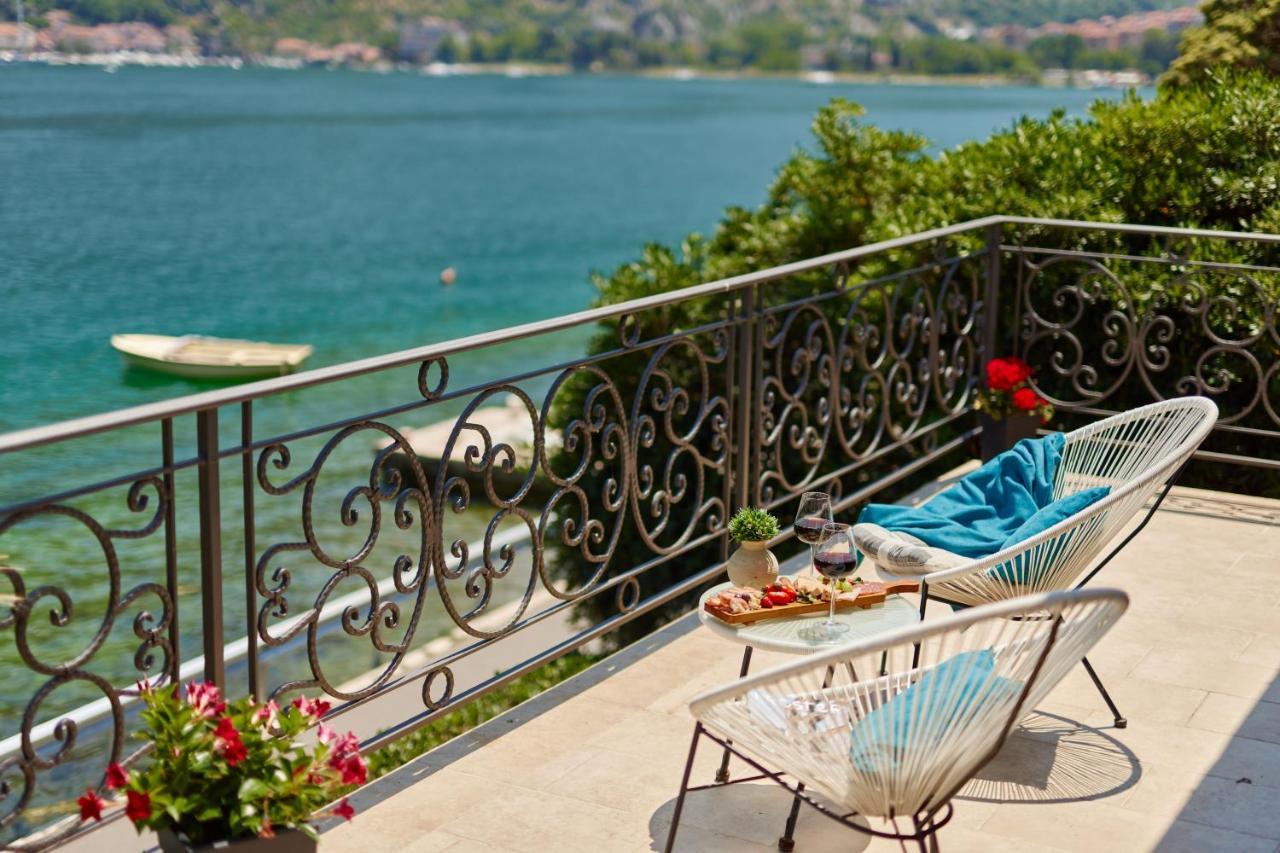 Apartment Aura With Sea View Котор Экстерьер фото