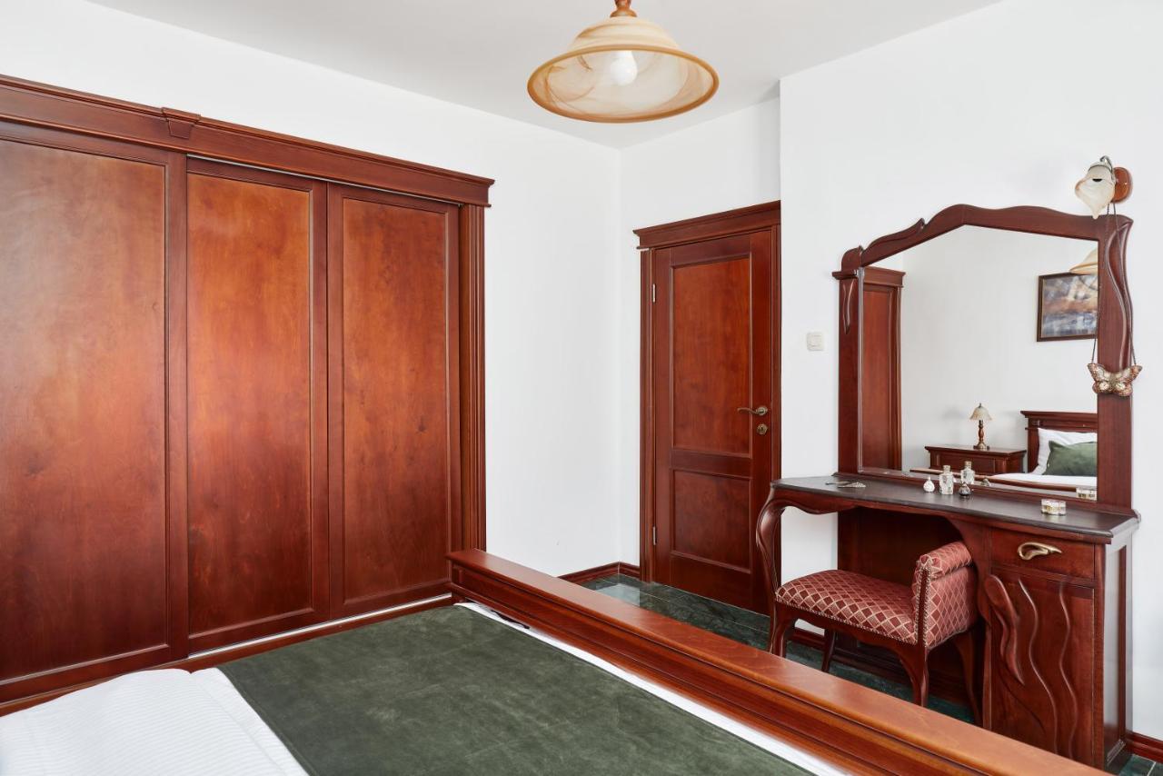 Apartment Aura With Sea View Котор Экстерьер фото